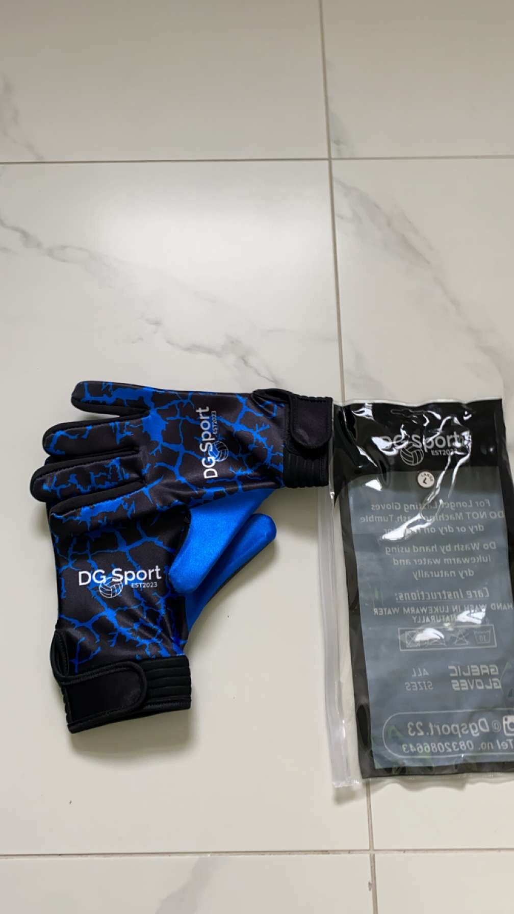 Black and blue lightning gloves