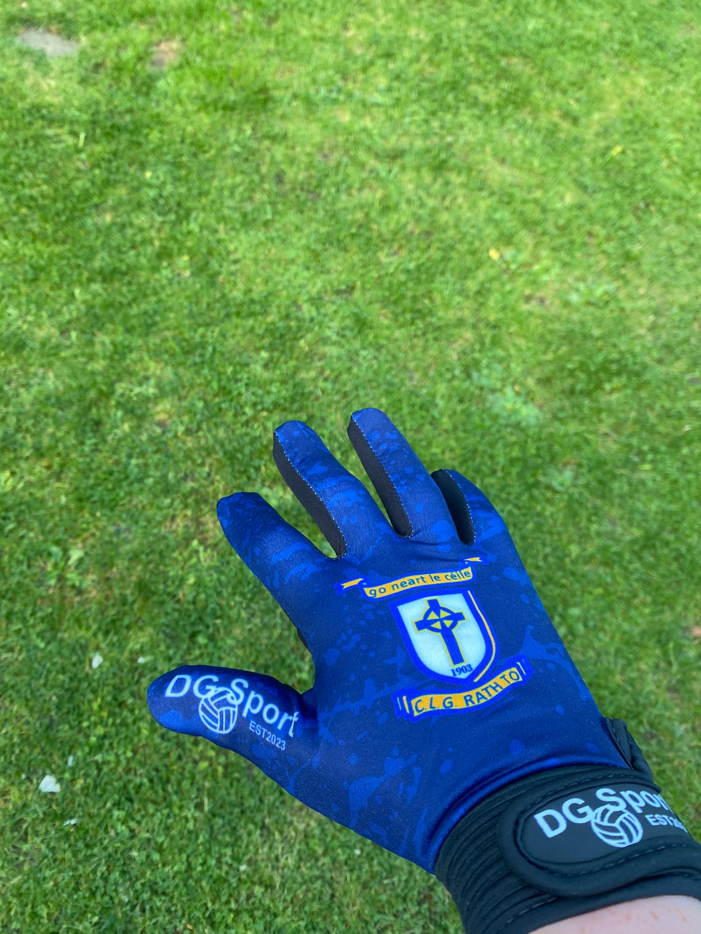 Ratoath GAA New style Navy and light blue glove